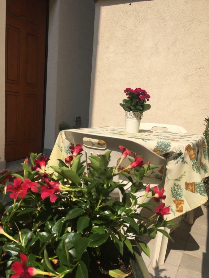 Apartamento Casa Stefania Mandello del Lario Exterior foto